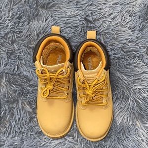 Fila- EdgeWater boots 🥾-Wheat/Buck NWOT
